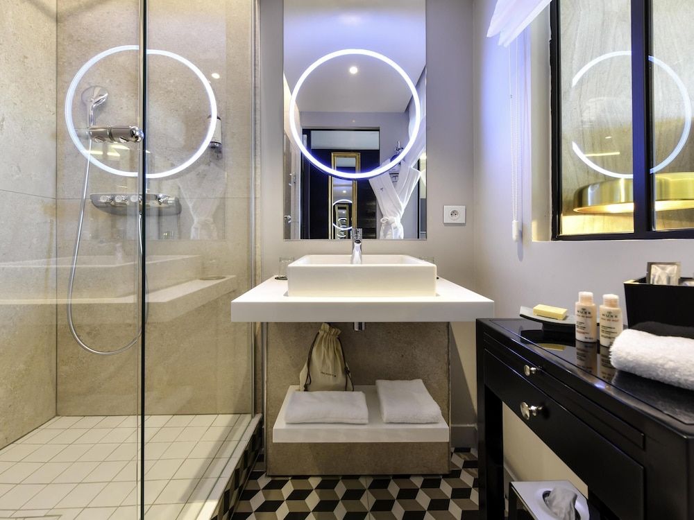 Deluxe Room, 2 Twin Beds, Terrace