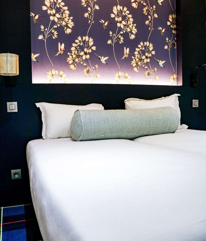 undefined CADET Residence by Collection VESPER