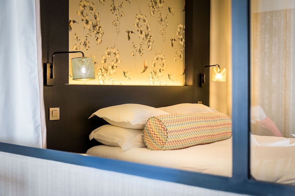 undefined CADET Residence by Collection VESPER 6