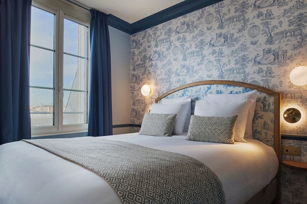 Hôtel de Neuve Le Marais by Happyculture Classic Double Room 5