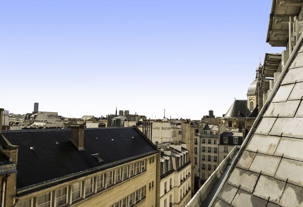 undefined Hôtel de Neuve Le Marais by Happyculture 10