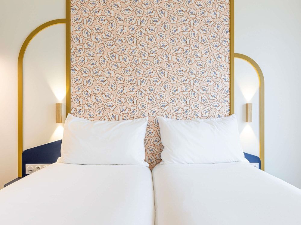 ibis Styles Paris Eiffel Cambronne Standard Room, 2 Twin Beds 2