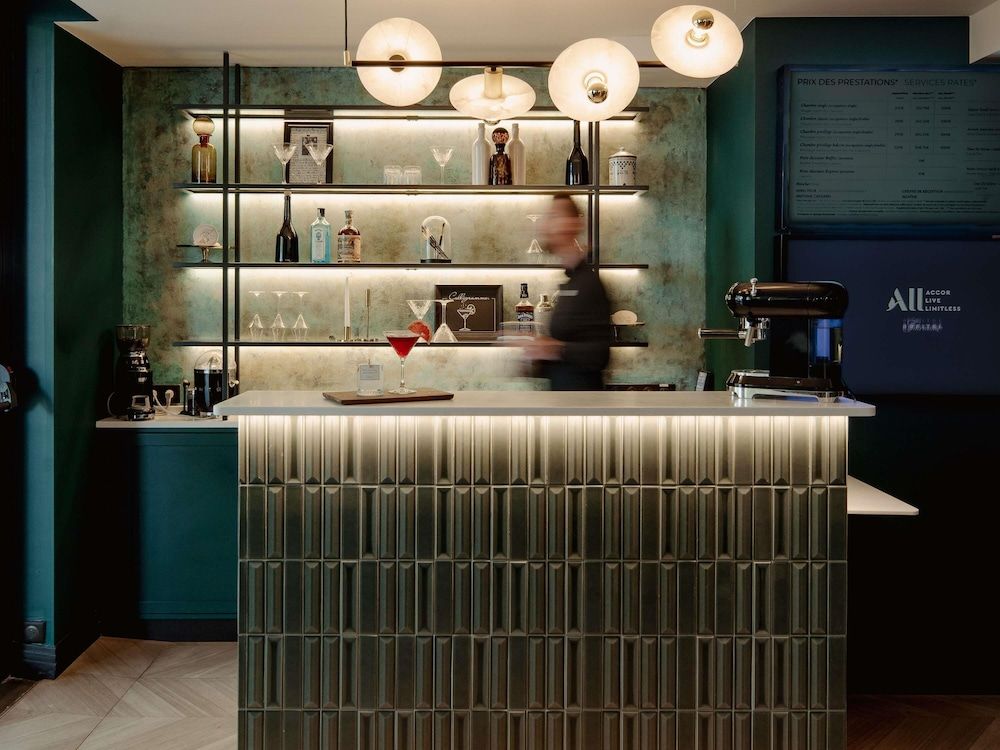 undefined Hôtel Mercure Paris Tour Eiffel Pont Mirabeau 6