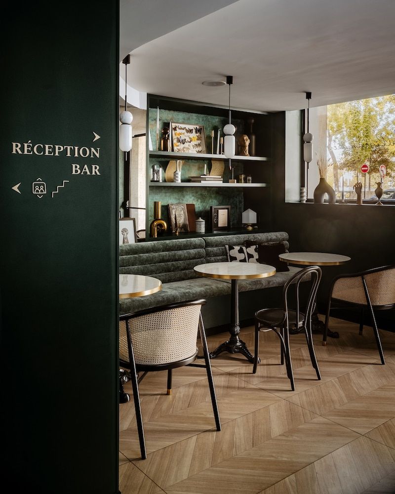 undefined Hôtel Mercure Paris Tour Eiffel Pont Mirabeau 5