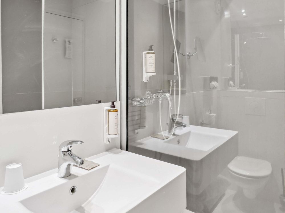 undefined Mercure Paris Opéra Faubourg Montmartre 5