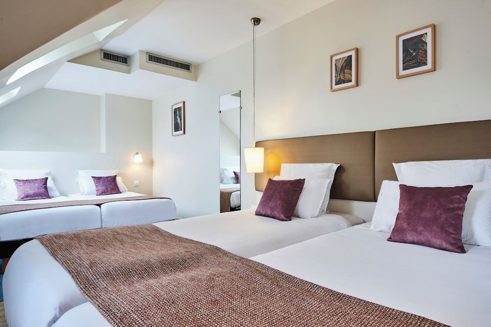 Classic Quadruple Room