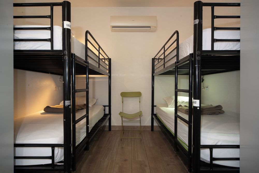 Enjoy Hostel One Bed in a Shared Dormitory, Mixed Dorm (8 persons) 7