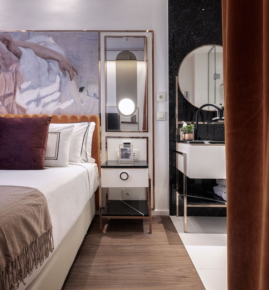 Maison Colbert, member of Meliá Collection  Notre-Dame Superior Room 4