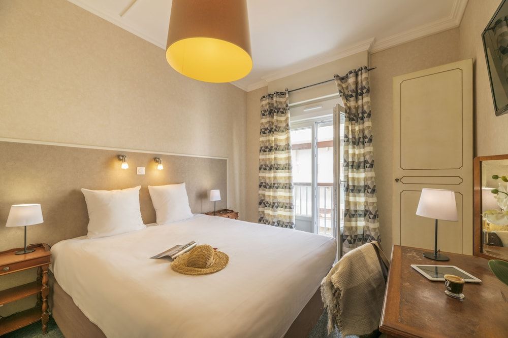 CERISE Royan - Le Grand Hôtel de la Plage Double or Twin Room, Ocean View 2