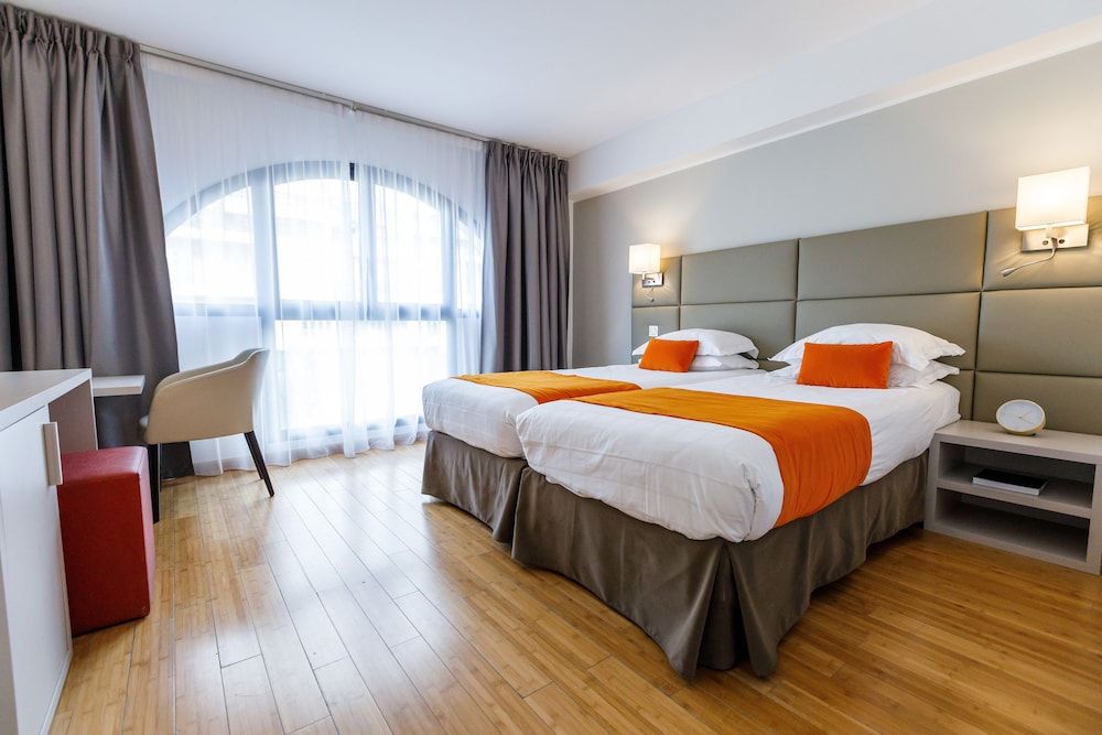 Hotel Nice Riviera Classic Double or Twin Room 3