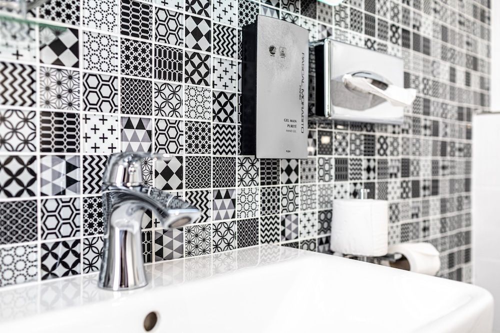 Hôtel de Bellevue Gare du Nord Comfort Twin Room 5