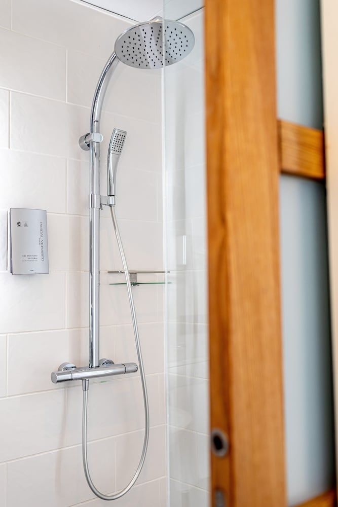 Hôtel de Bellevue Gare du Nord Comfort Twin Room 6