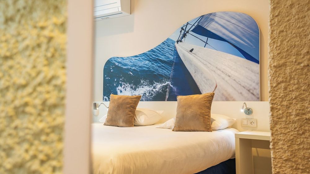 Double Room (Tribord)