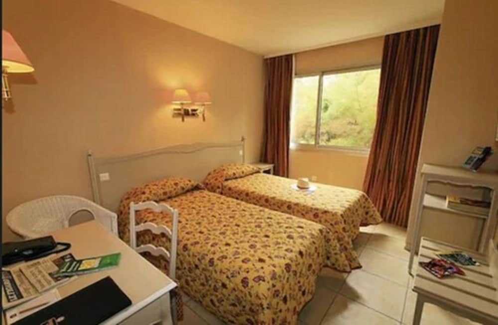 Hôtel Nîmotel Standard Double or Twin Room 5