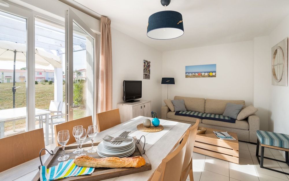 Holiday Home with alcove sleeps 6
