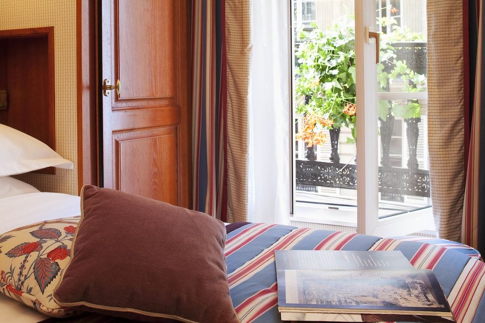 Hôtel Horset Opéra, BW Premier Collection Classic Room, 1 Queen Bed 6