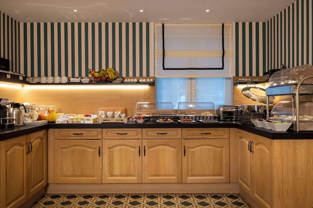 undefined Hôtel Horset Opéra, BW Premier Collection 9