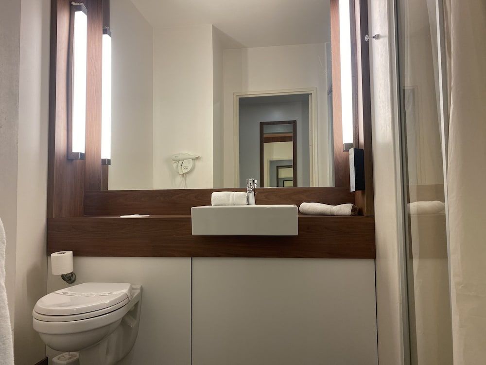 Campanile Annemasse Gare - Genève Next Generation, Room, Multiple Beds 6