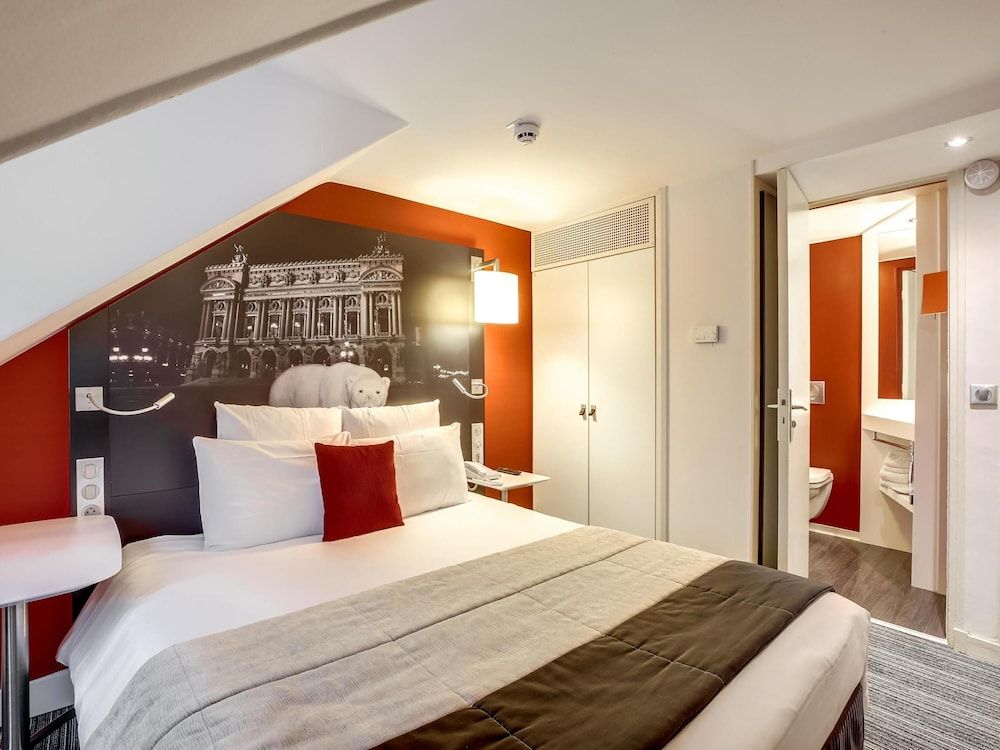 undefined Mercure Paris Opéra Louvre 7