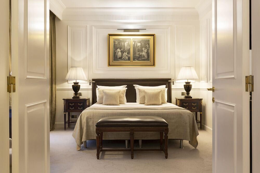 undefined Hôtel Francois 1er 7