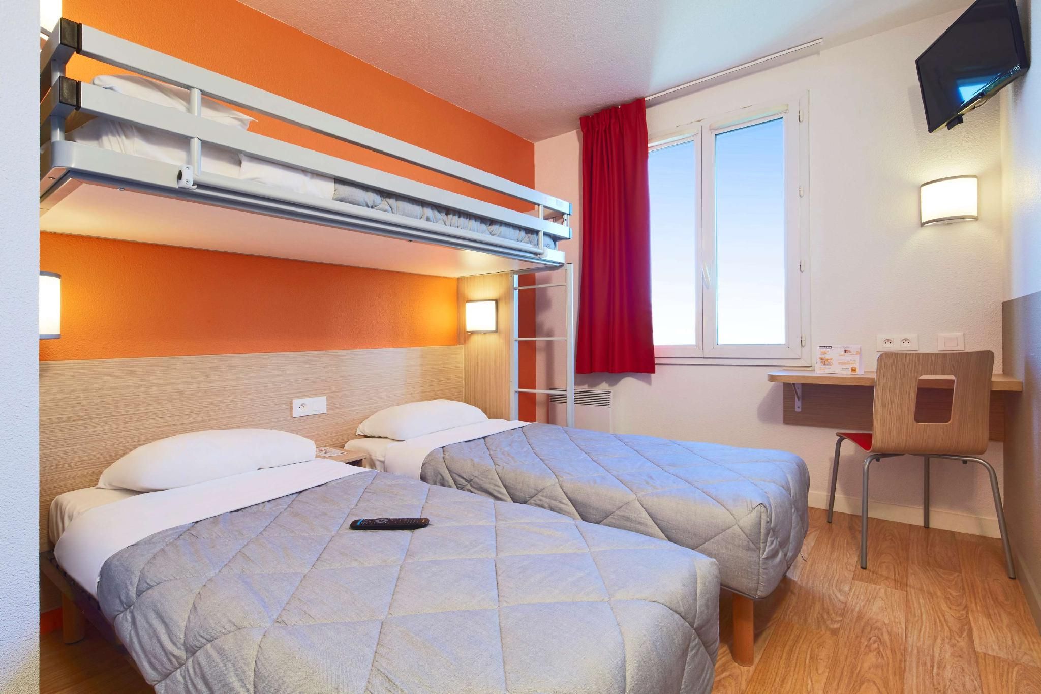 Triple Room - 3 Single Beds