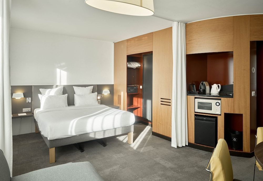 B&B HOTEL Paris Nord 18ème Double Room, Non Smoking 5