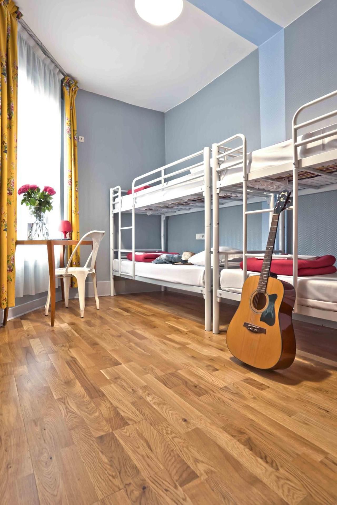 undefined Arty Paris Porte de Versailles by River - Hostel 8