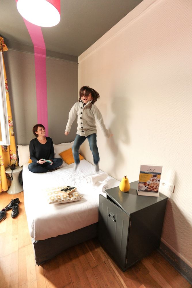 undefined Arty Paris Porte de Versailles by River - Hostel 4