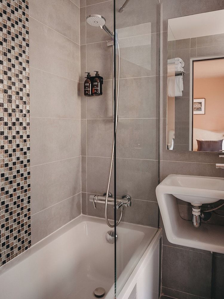 Hôtel Belloy Standard Double Room 4