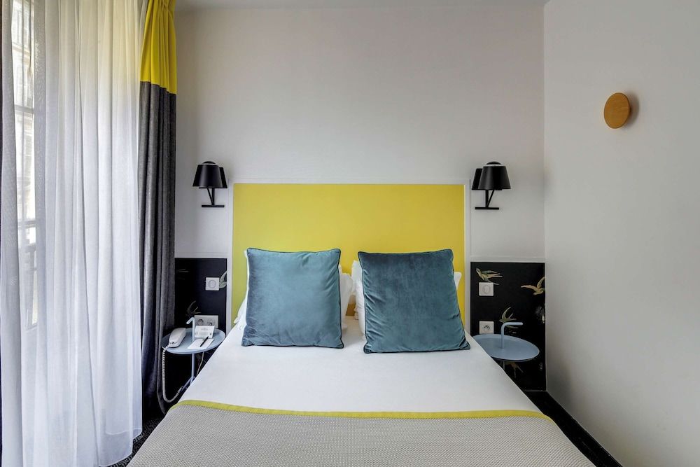 undefined Hôtel George - Astotel 10