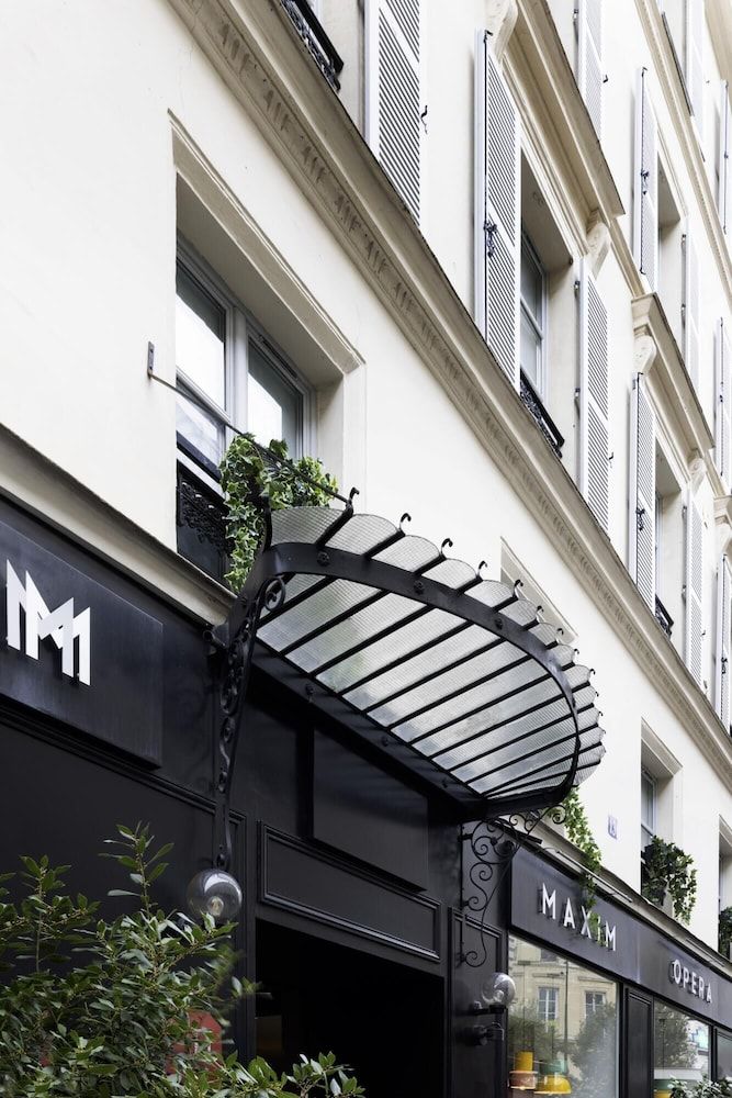 undefined Maxim Opéra 4