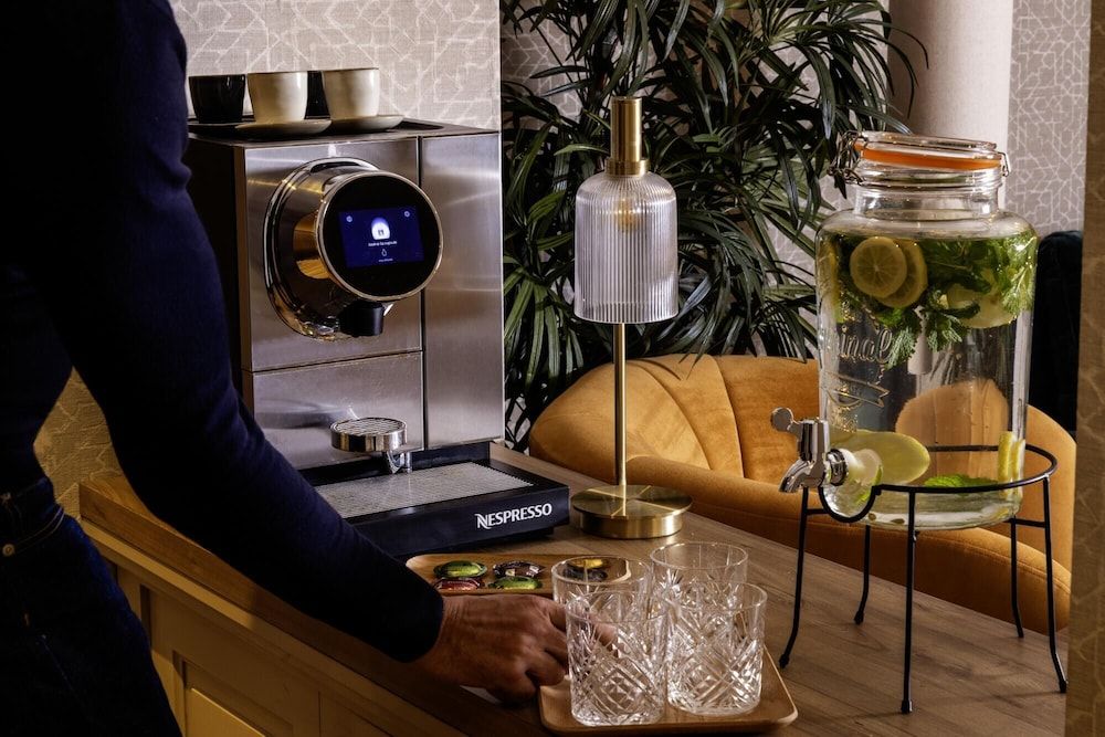 undefined Maxim Opéra 8