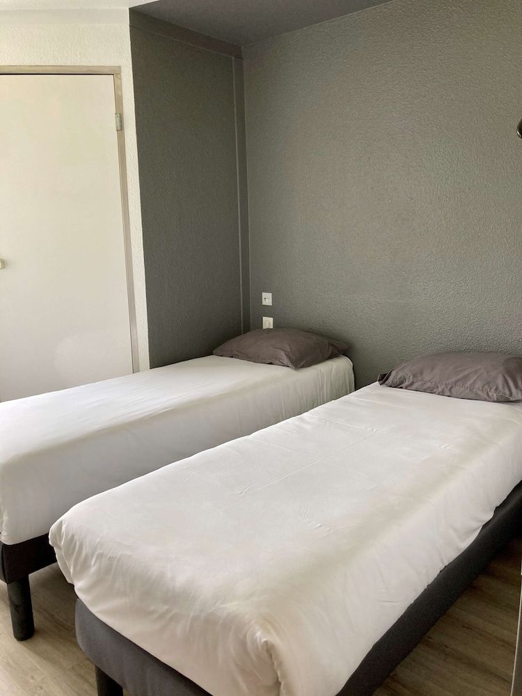 Standard Room, 2 Twin Beds