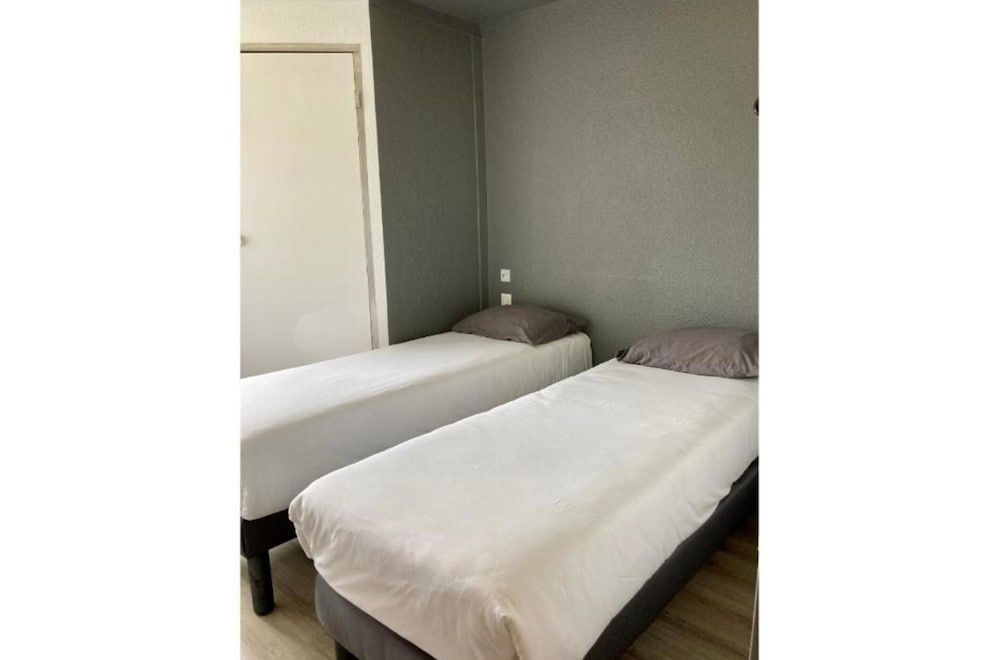 Standard Room, 2 Twin Beds