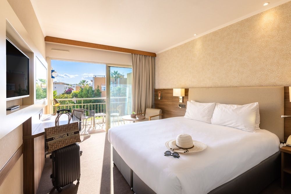 undefined Luxotel Cannes 5