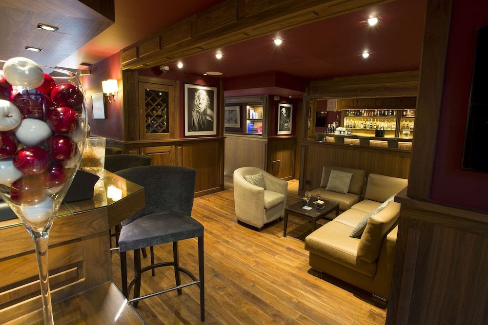 undefined BEST WESTERN PLUS CANNES RIVIERA & SPA 7