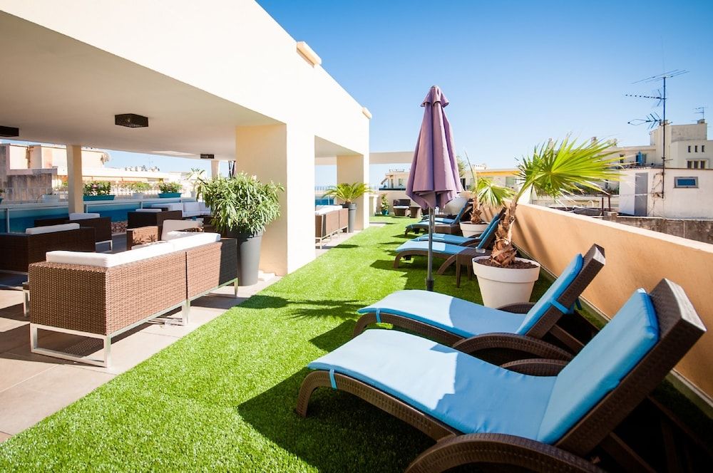 Sundeck