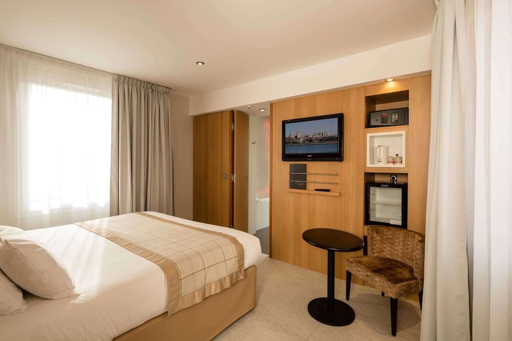 Executive Room, 1 King Bed, Non Smoking, Terrace