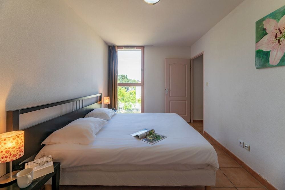 Cerise Carcassonne Sud Standard Family Apartment 2