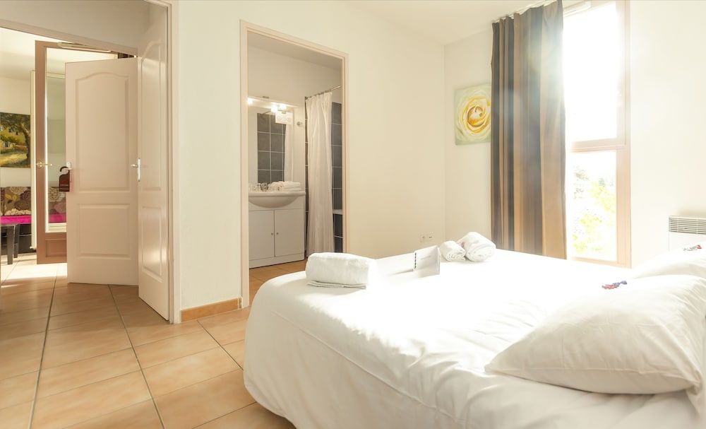 Standard Apartment