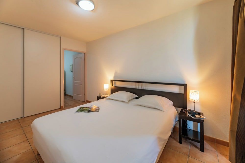 Cerise Carcassonne Sud Superior Apartment
