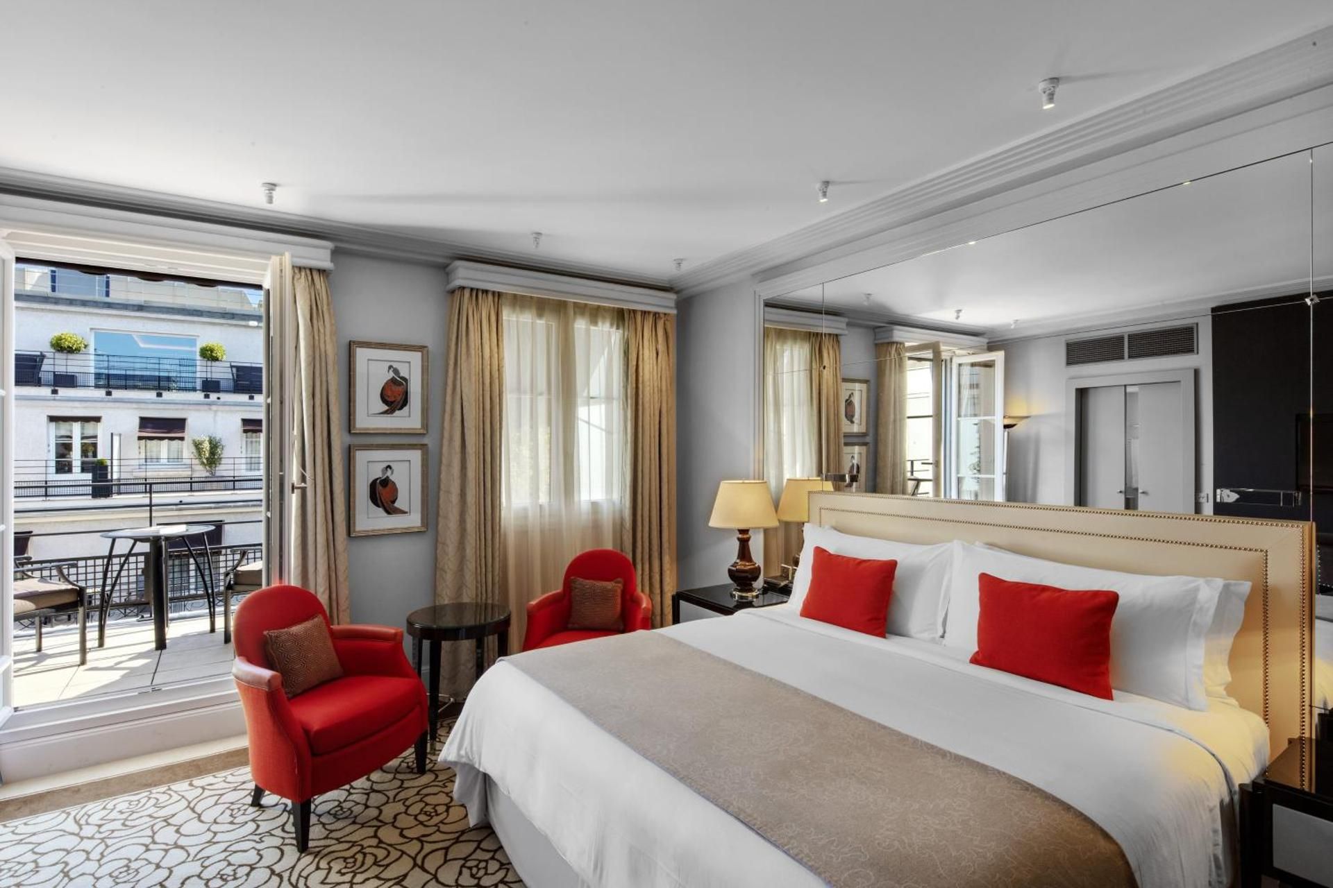 undefined Prince de Galles, a Luxury Collection Hotel, Paris 10