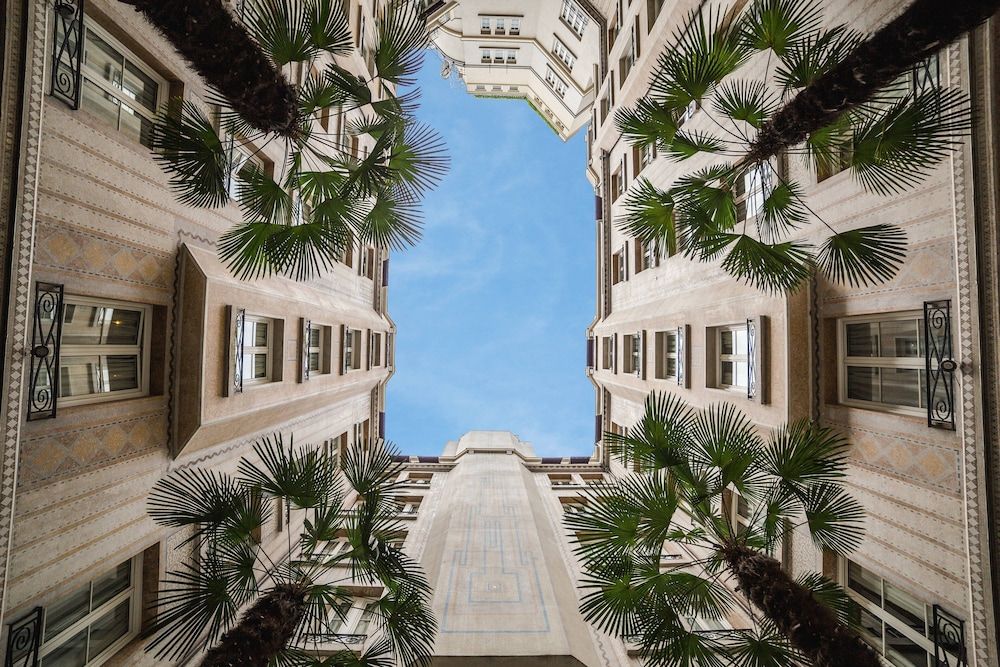 undefined Prince de Galles, a Luxury Collection Hotel, Paris 5