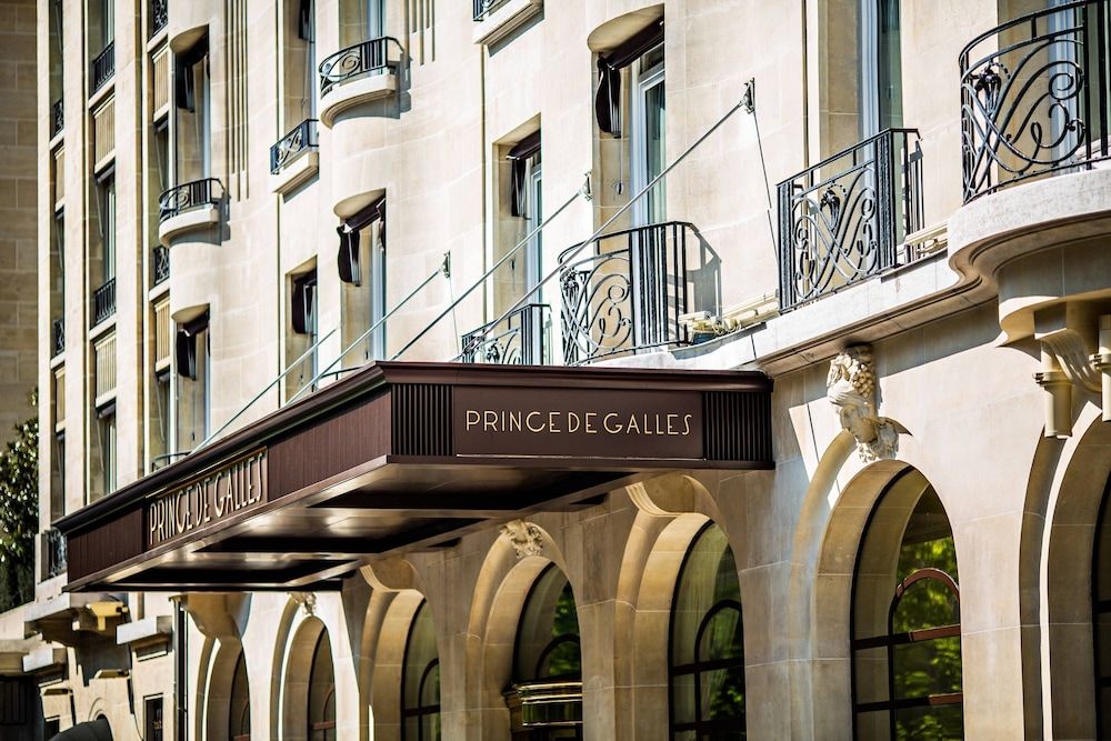 undefined Prince de Galles, a Luxury Collection Hotel, Paris 2