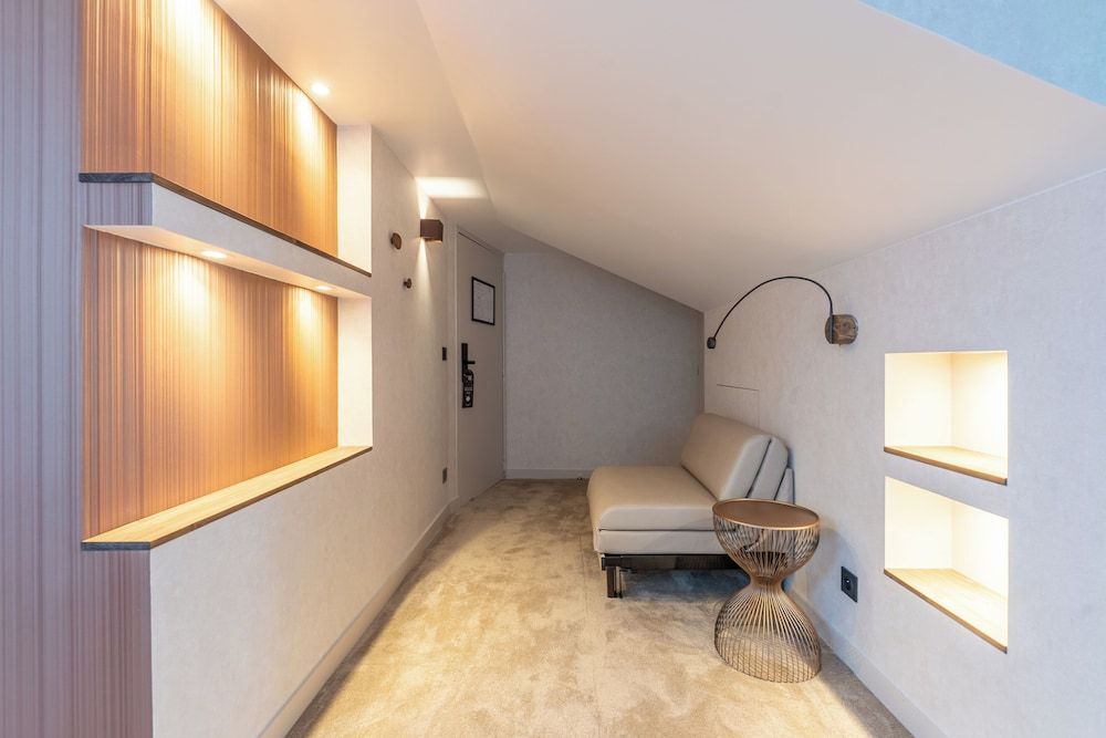 Atypik Hôtel Suite 13