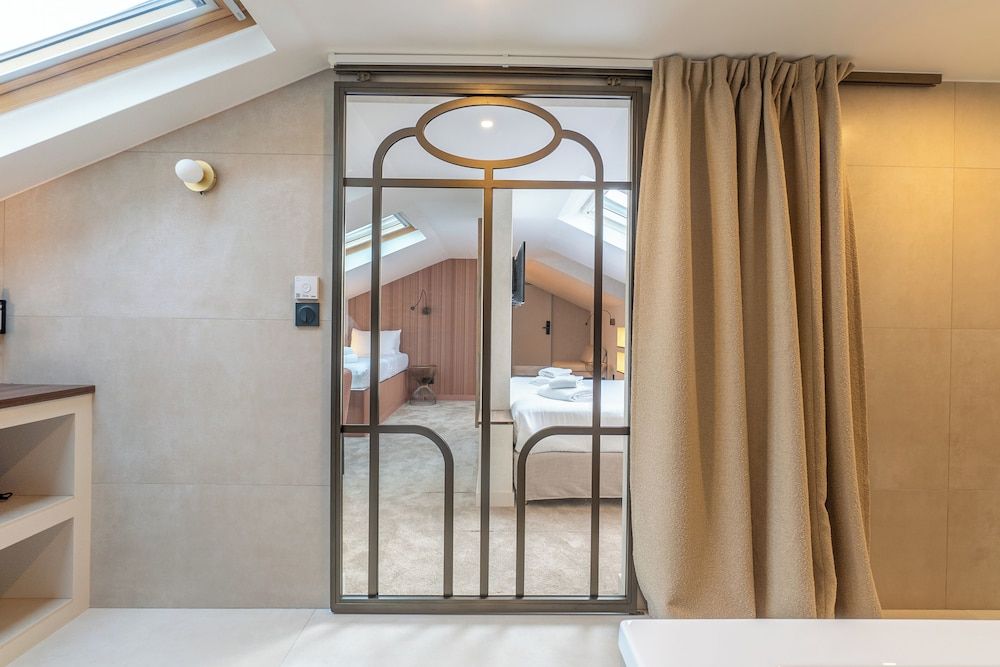 Atypik Hôtel Suite 12