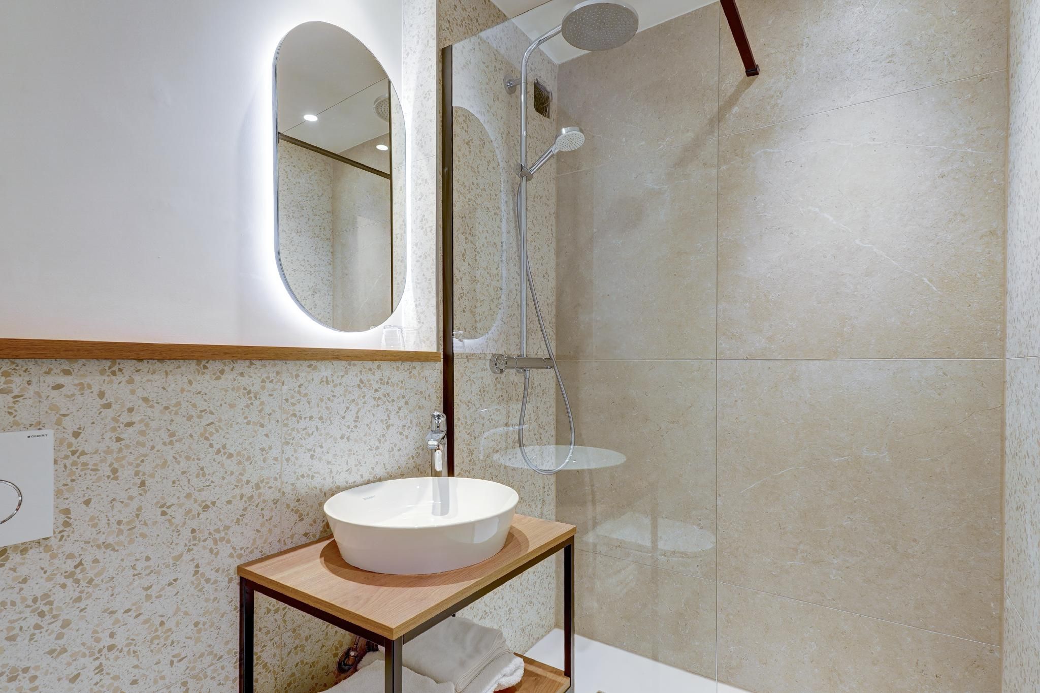 undefined ibis Styles Marseille Palais des Congrès Vélodrome 3