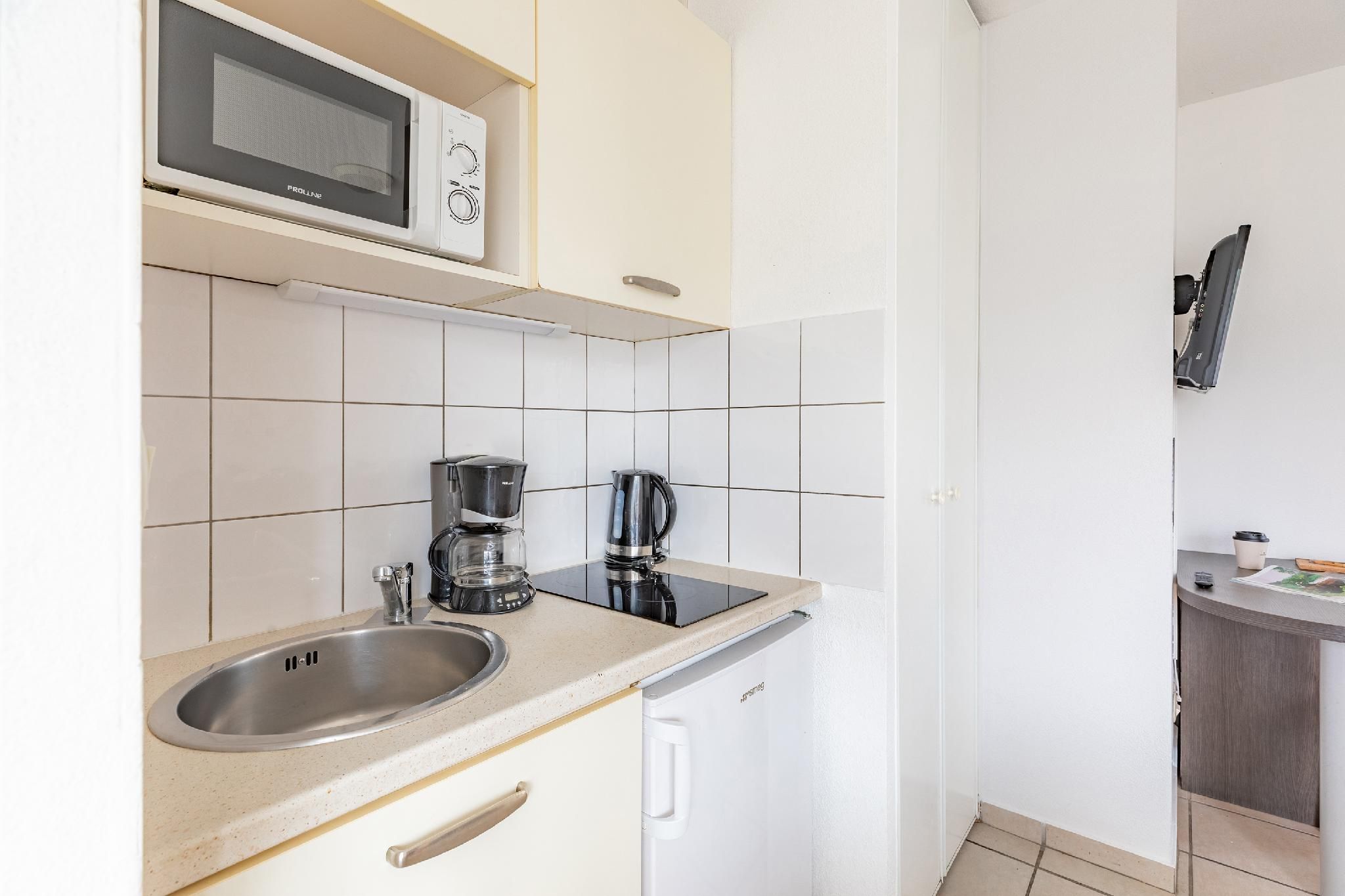 1 Bedroom Apartment
