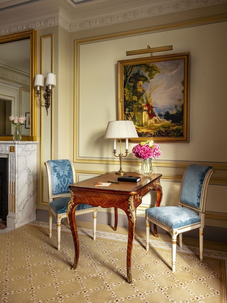 Ritz Paris Executive Room 6