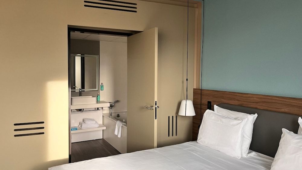 Superior Suite, 1 Double Bed and 2 Single Sofa Beds